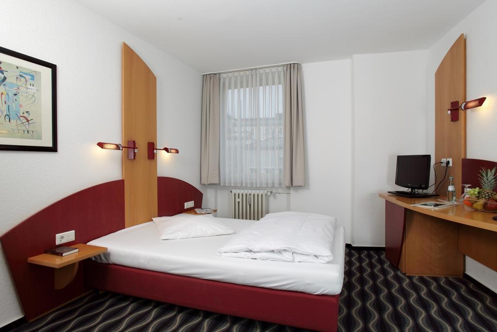 Stadthotel Kassel Exterior photo